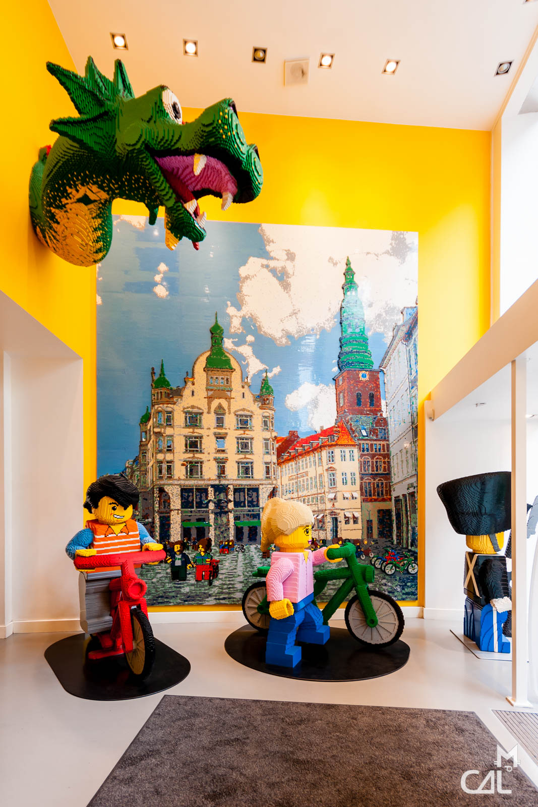 Tumult opladning råolie Copenhague : fresque et personnages de la boutique Lego… En Lego | Mon chat  aime la photo