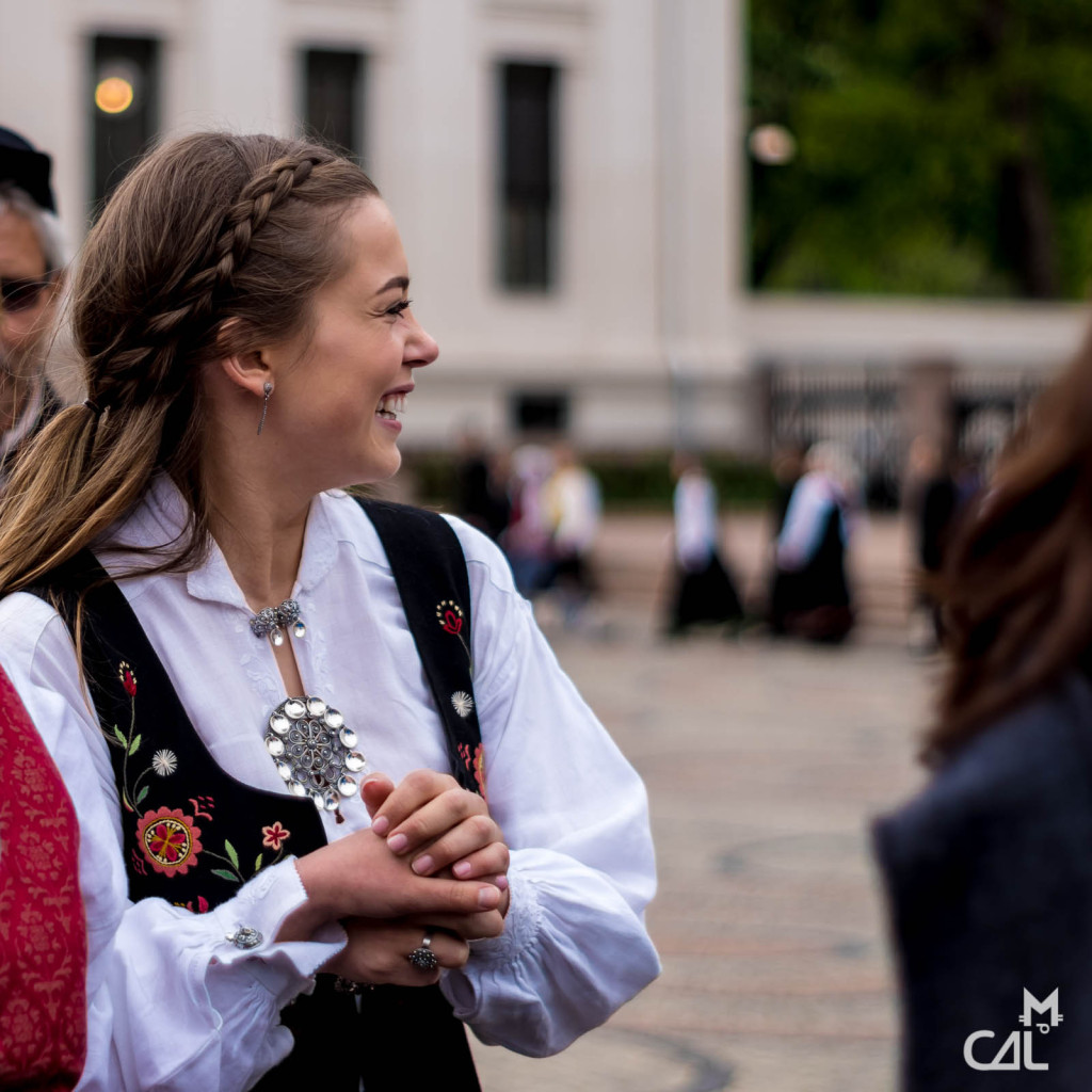 oslo-norv-gienne-semblant-heureuse-de-danser-mon-chat-aime-la-photo